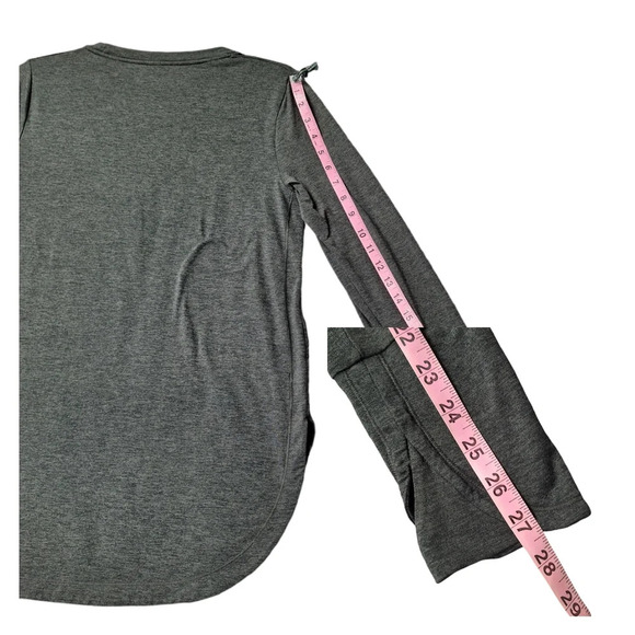 Athleta Small Uptempo Gray Long Sleeve Pullover Top Round Hem Thumbholes - Picture 14 of 14